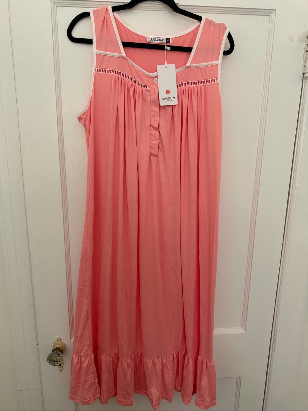 Sprain Pink Nightgown, House Dress, Moo Moo Cute and Comfy Women’s XL - Picture 2 of 6